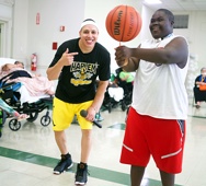 Harlem Magic Master's visits Rutland Nursing Home!