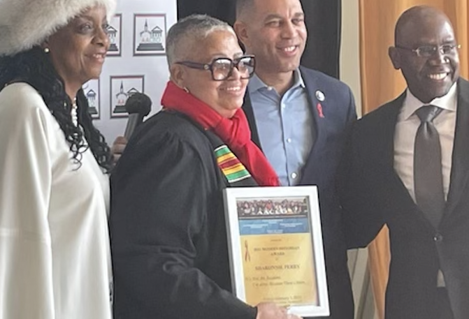 Sharonnie Perry, Director of Community Relations at OBH Receives Award